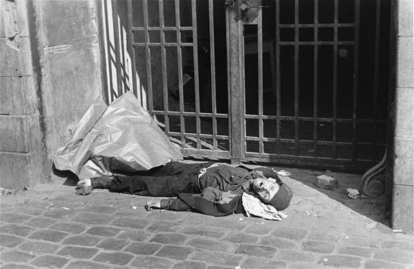 В Варшавском гетто. Лето 1941 года 1941, запретные фотографии, варшавское гетто, длиннопост, польша, история