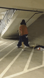 1454387995176275173.gif