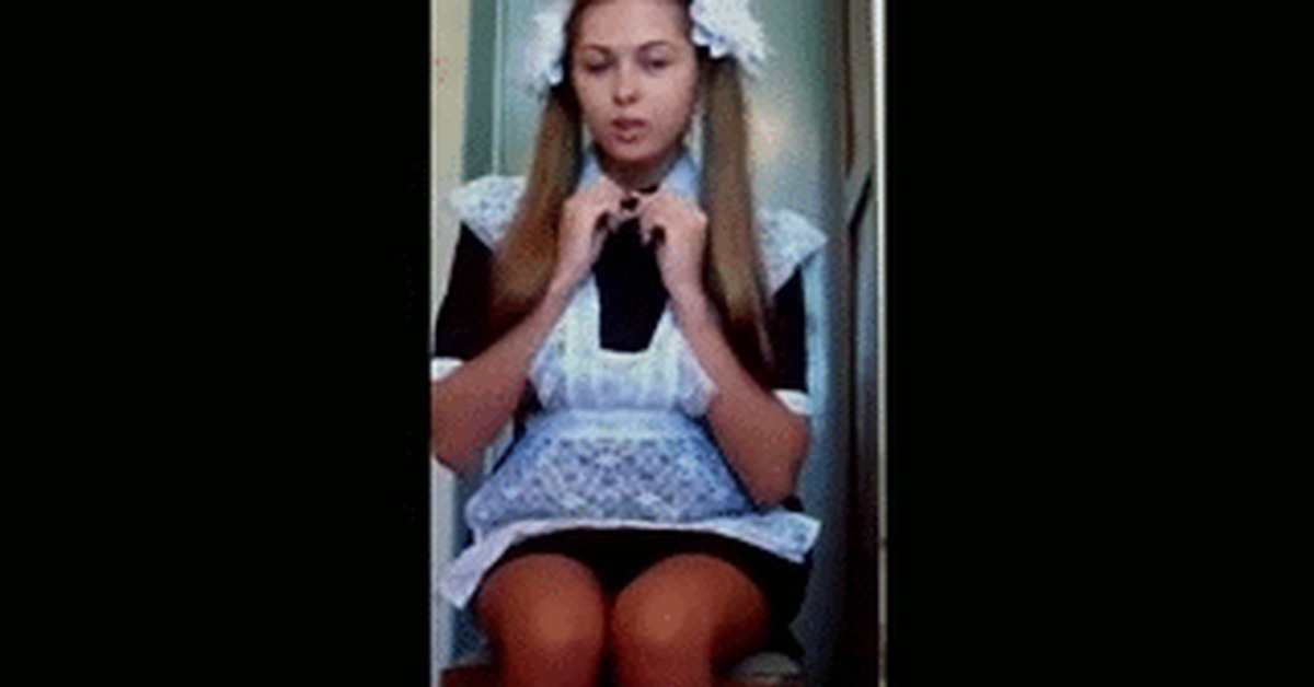 Смотреть онлайн Возбужденная русская школьница мастурбирует в аудитории на полу бесплатно