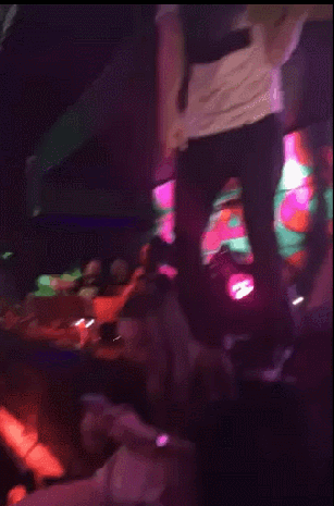 1457680773152980813.gif