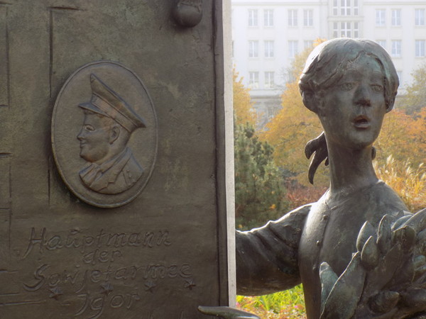 Немцы назвали его героем секунд герой, ВДВ, спасение, девочка, длиннопост