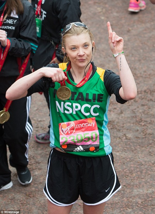 Натали Дормер пробежала лондонский марафон за 3 часа 50 минут.