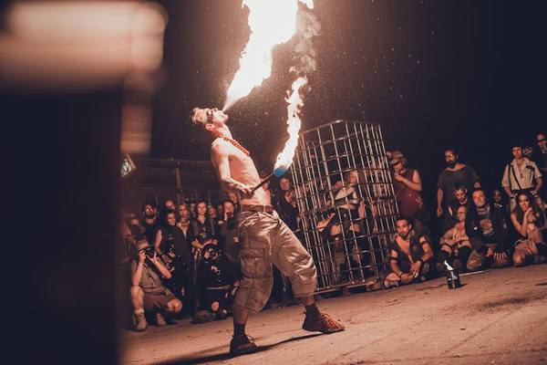 Junktown в заброшенной военной части в Братронице (RZB - raketov zkladna Bratronice) в Чехии. Post-Apocalyptic Festival, Junktown, тусовка, Mad Max style, сильно длиннопост, длиннопост