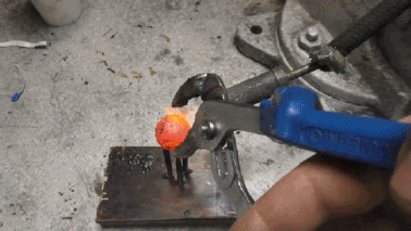 1475946499118254051.gif