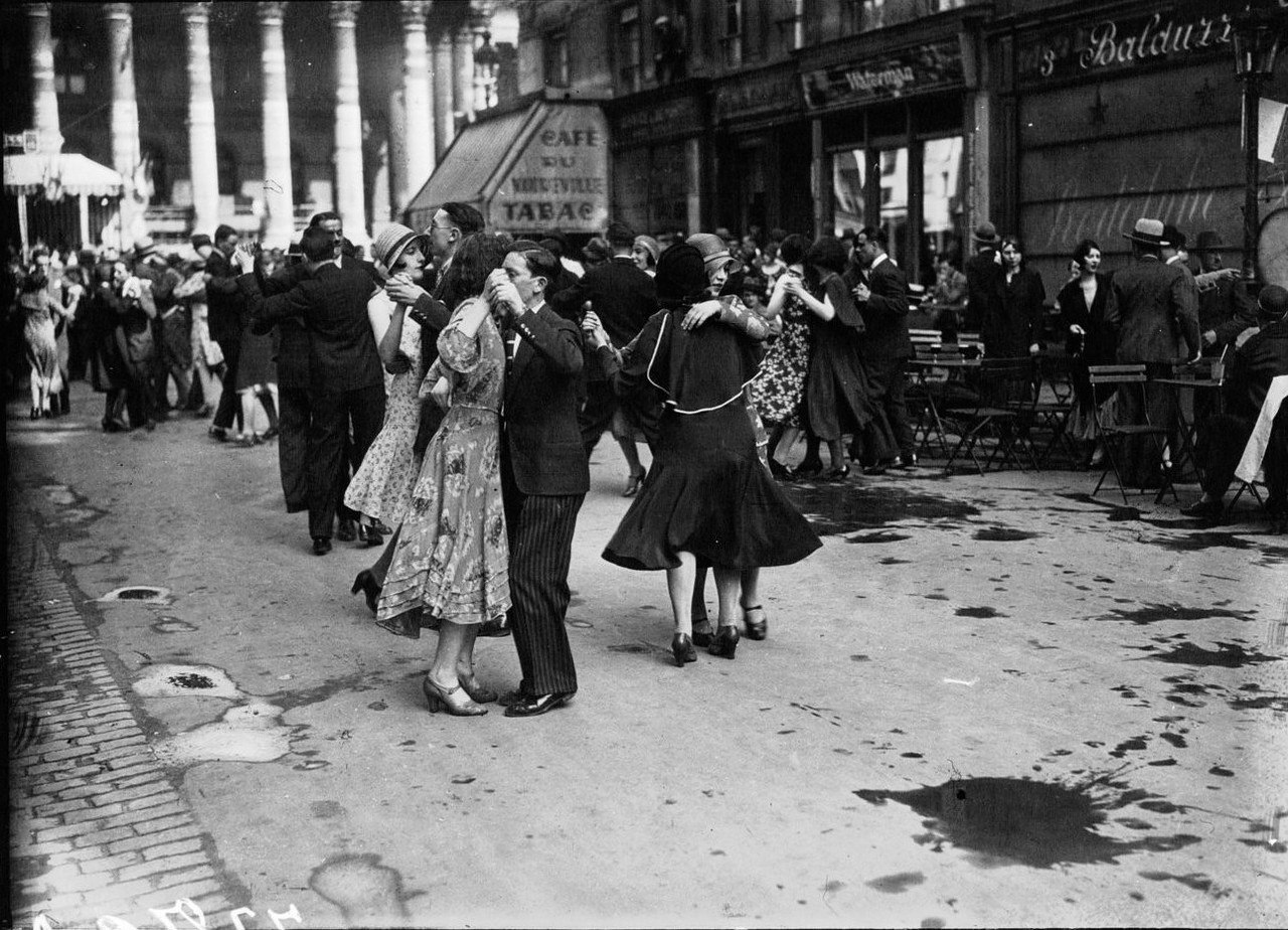 Sob Os Tetos De Paris [1930]
