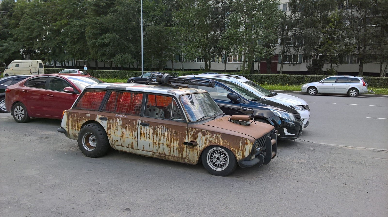 Машина в стиле зомби