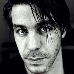 Тилль линдеманн в молодости. Молодой тилль. Солист рамштайн в молодости. Rammstein тилль линдеманн в молодости. Тилль линдеманн в молодости.