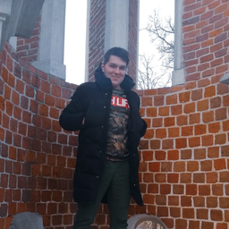 Maksim4942