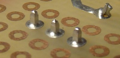 При какой температуре паяют паяльной станцией