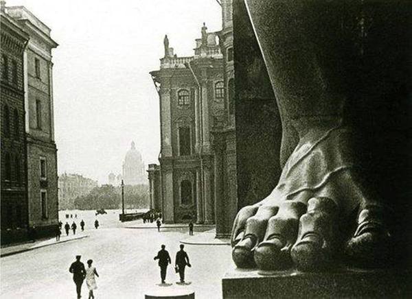 Boris Ignatovich  St. Petersburg, 1930s
