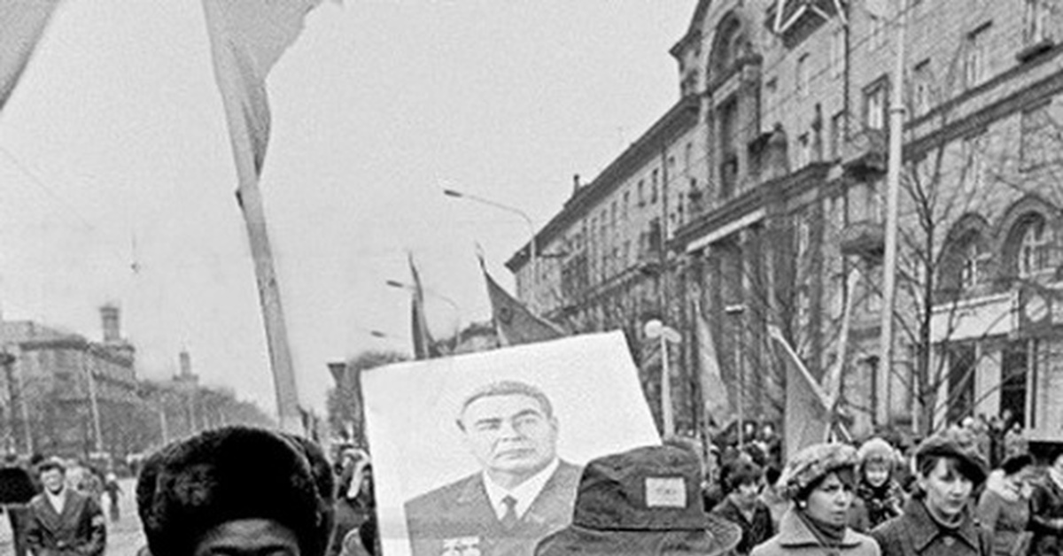 Студенты на демонстрации в Киеве, 1980 год, УССР | Пикабу
