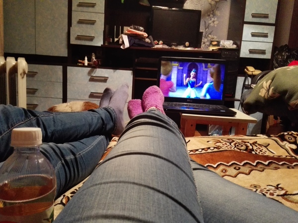 И главное повторять: "Мы взрослые и самостоятельные женщины"