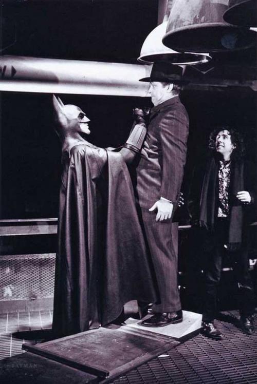 Michael Keaton, Jack Nicholson and Tim Burton on the set of Batman, 1989 - 1989, Tim Burton, Jack Nicholson, Michael Keaton, Movie heroes, Batman