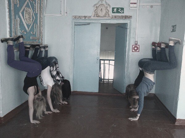 �-���������