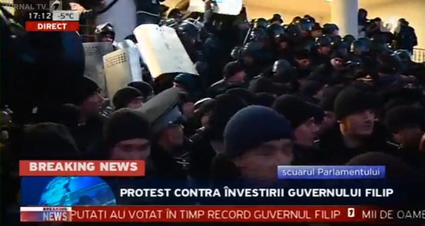   .  ...     . -    ...