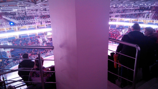 Хм, теперь понятно почему билет стоил так дешево