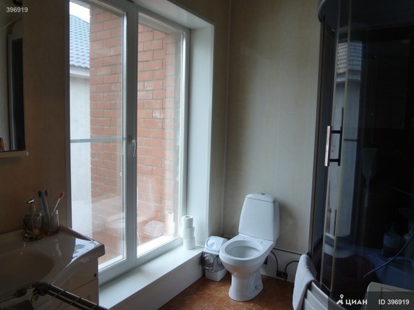 Что в голове у человека, который вот так рекламирует продажу квартиры?