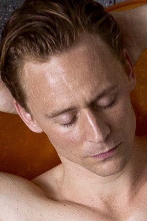 Don't Wake Loki (post for girls) - NSFW, Tom Hiddleston, Actors and actresses, Loki