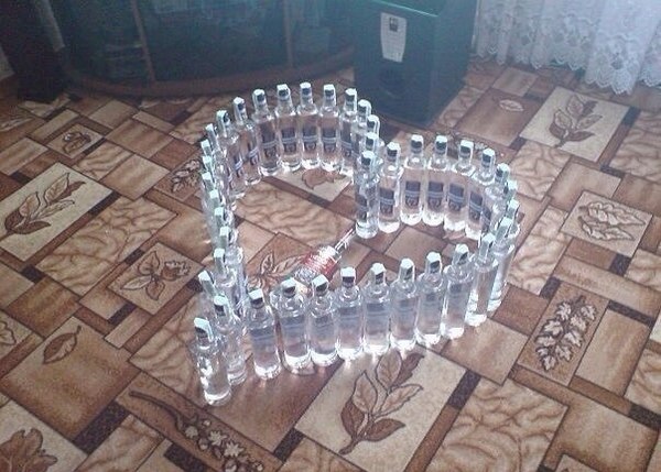   )))