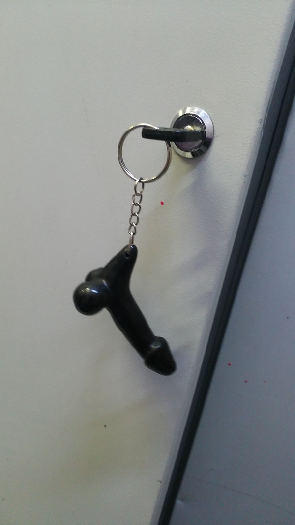 Here is a keychain from my colleague at work - NSFW, My, Keychain, , Photo