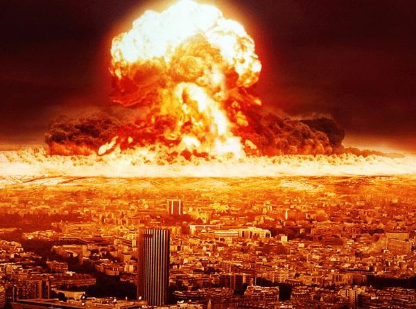 Какой радиус поражения атомной бомбы