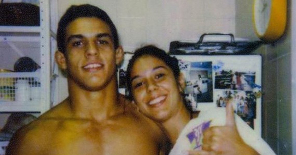 что случилось с братом изабеллы thealbor