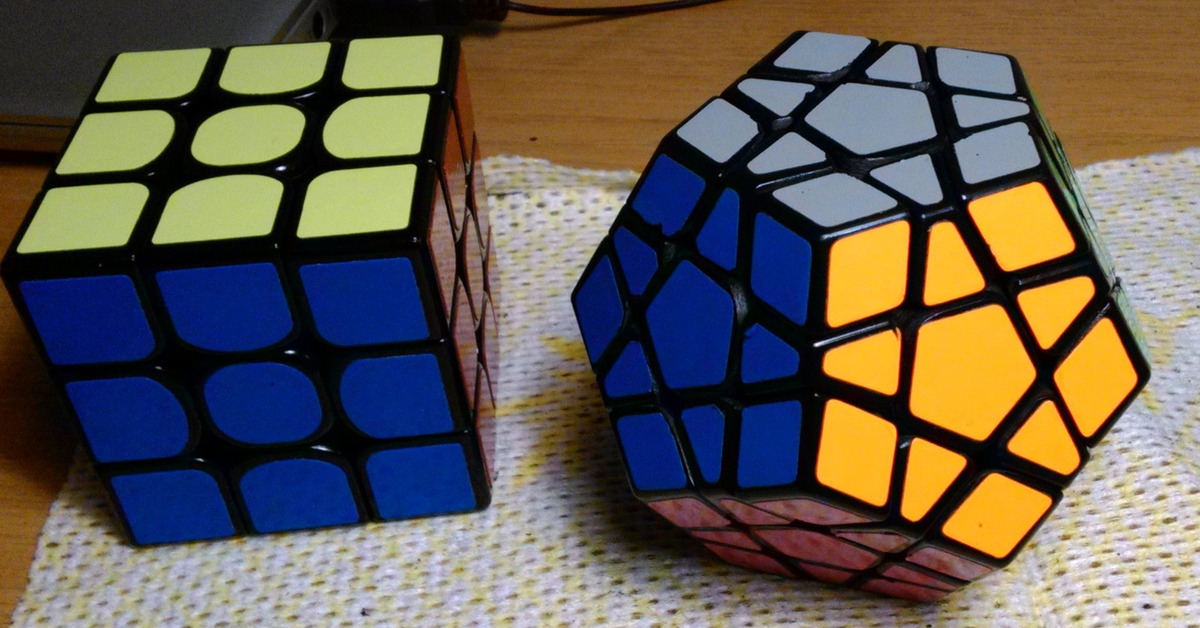Самодельные кубы. Кубик Рубика мегаминкс 10на10. Кубик рубик Геншин. Карбоновый 5на5 кубик рубик. Кубик рубик 8.