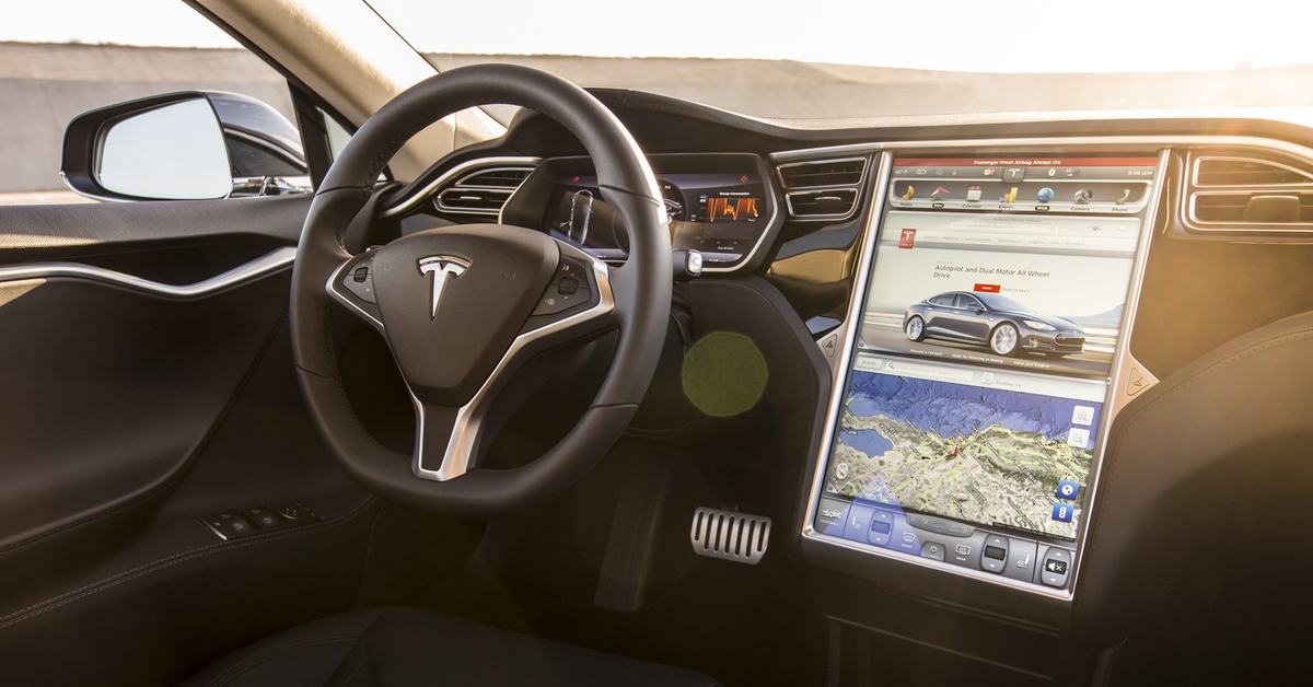 Тесла внутри. Тесла модель s салон. Tesla model s Interior. Tesla model s салон. Tesla model s интерьер.