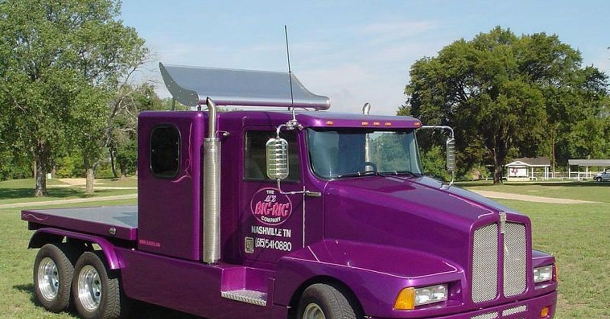 Американские тягачи Петербилт. Kenworth t600. Mini Truck Kenworth. Петербилт самосвал.