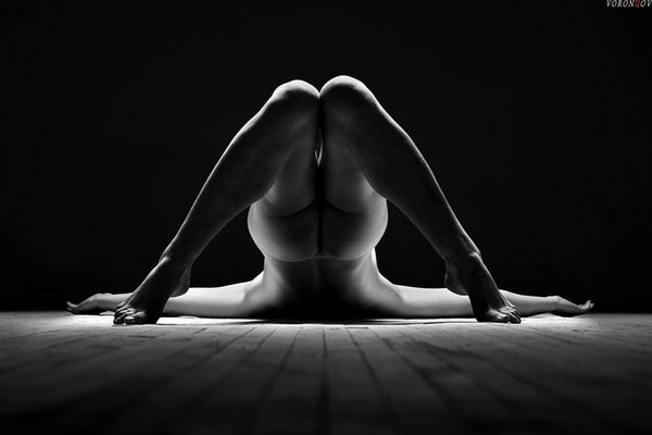 correct geometry. Right angle. - NSFW, Right angle, Geometry, Strawberry, Black and white, Girls
