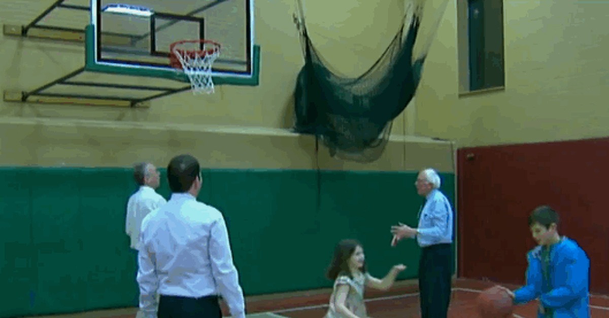 Дедок не промах | Пикабу