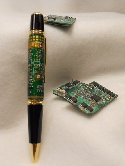 Circuit Board Pen - ручка для админа.