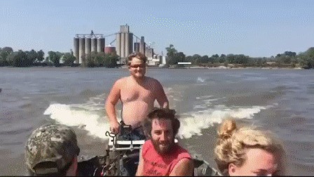  )