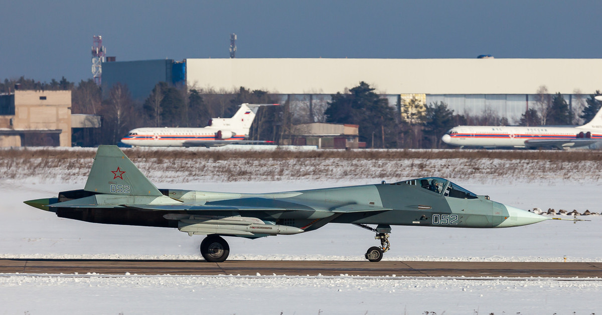 Т 50 1. Самолёт пак фа т-50. Пак-фа т-50 вооружение. Су-57 бортовой номер 057. Т-50-2 самолет.