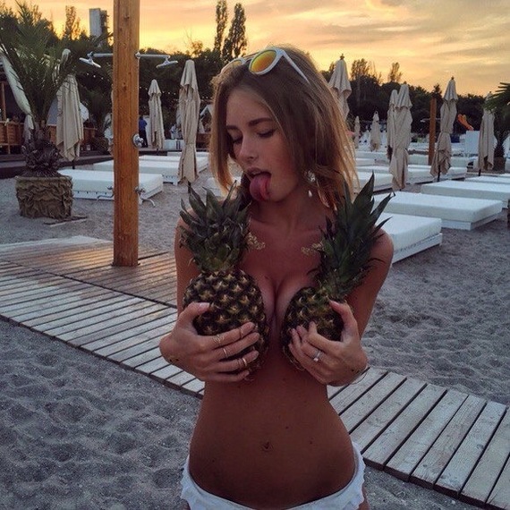 How do you like pineapples?))) - Slenderness, NSFW, Girls, A pineapple, Summer, The sun, Beach