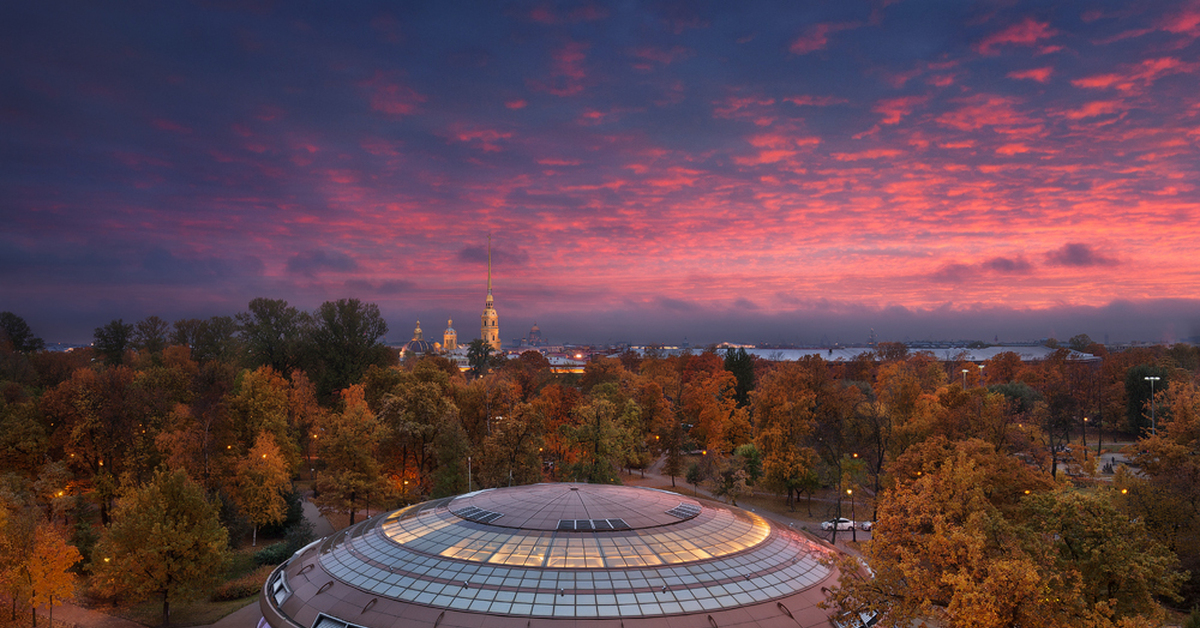 Метро горьковская