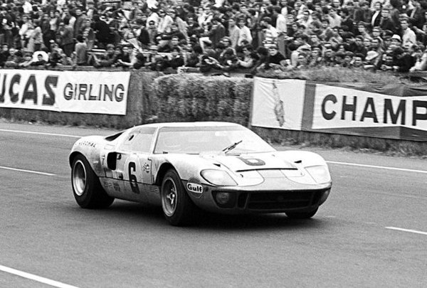   GT40 Ford, Gt40