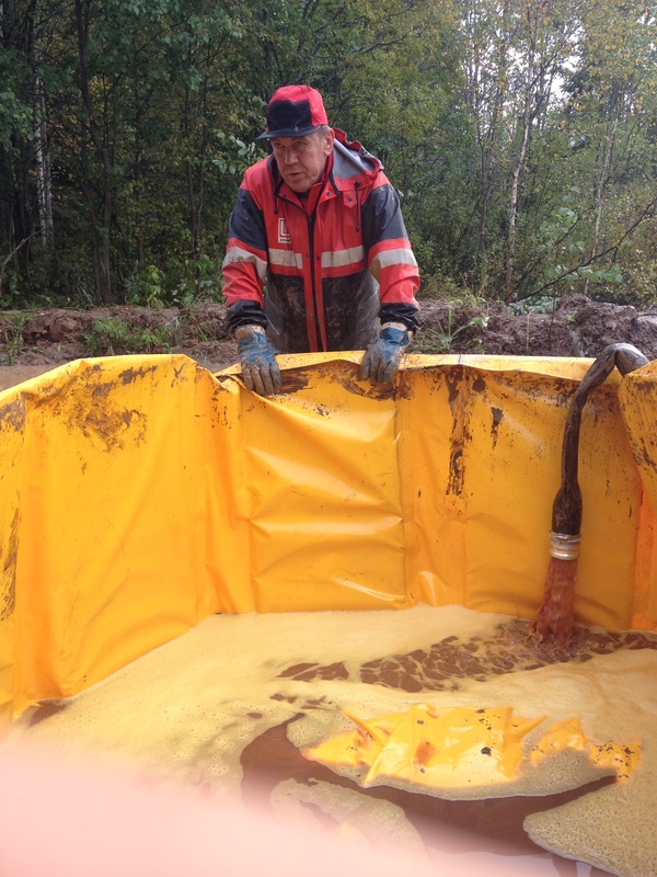 Косплей от Джереми Кларксона на работягу из лукойла