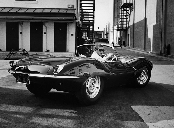    Jaguar XK-SS, 1957 .