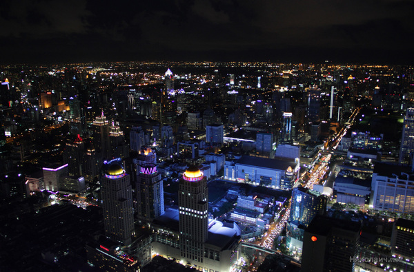 Ночной Бангкок с высоты птичьего полета