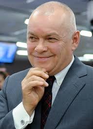 Знала, куда метить