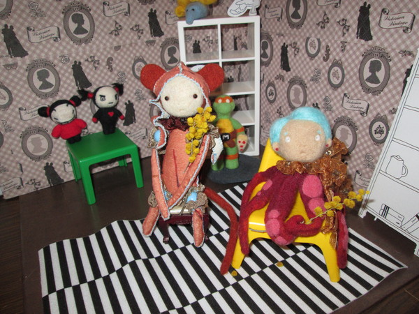 � 8 �����!