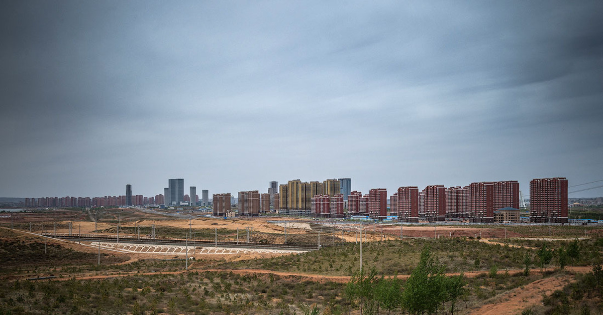 Мертвые города в китае. Ордос Кангбаши, Китай. Кангбаши город призрак. Ордос город призрак. Китайский город призрак Ордос.