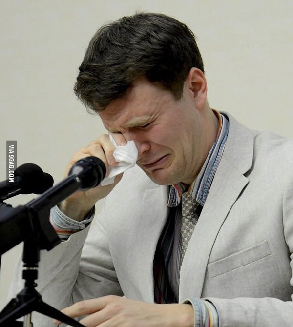 Твое лицо, когда тебя отправляют на 15 лет каторги, за сворованный плакат...