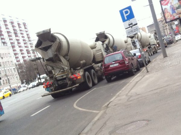 Сегодня мне улыбались бетоновозы