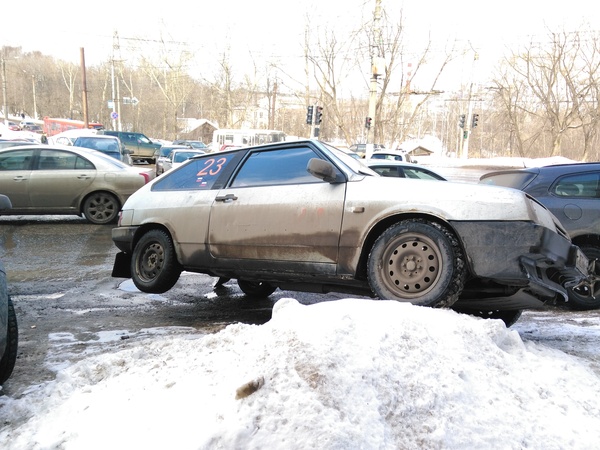 Хотел внедорожник, а денег хватило...