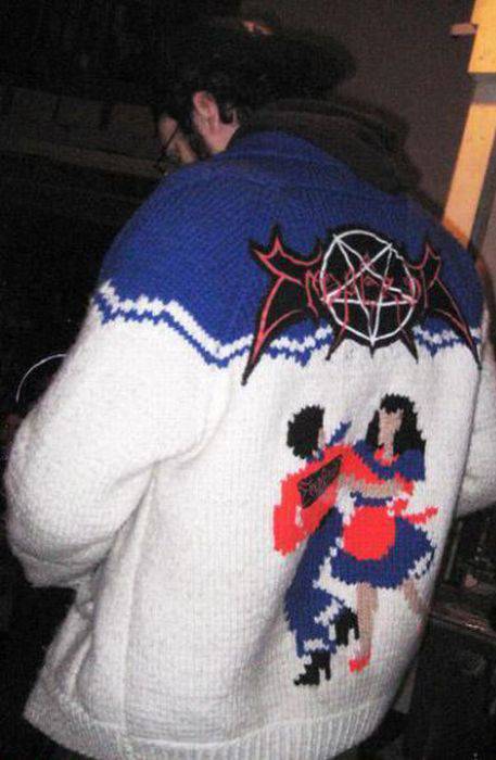 Бабушка связала