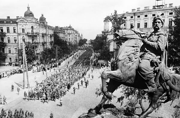       28  1944  , , , , 