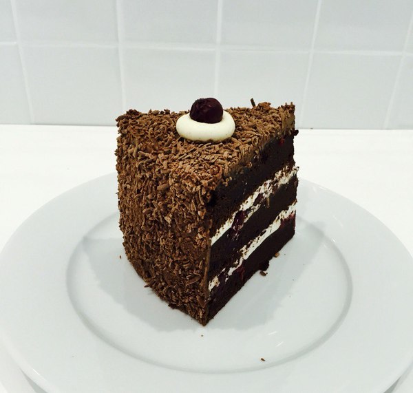   ,       , Cake is lie, Portal