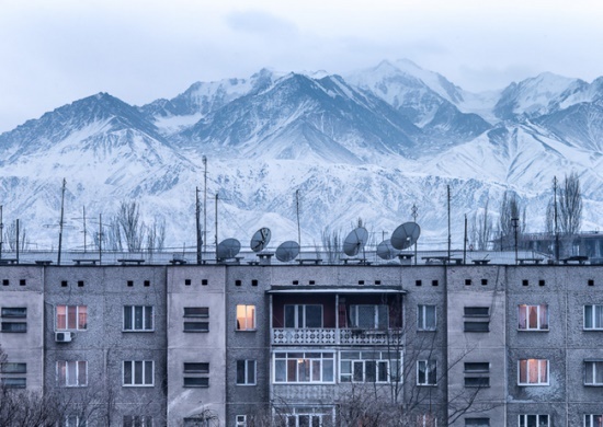 Bishkek - Kyrgyzstan, Longpost, Monument to Panfilov, middle Asia, Town, The mountains